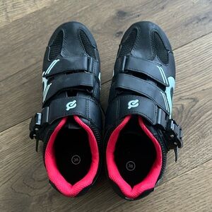 Peloton cycling shoes, size 38 (around women’s U.S. 7-7.5)